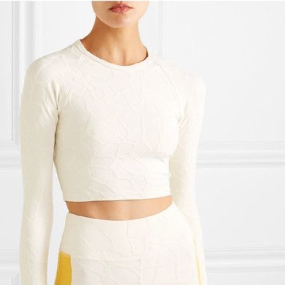 Twenty Montreal 3D Roaming Giraffe. NWT Size L